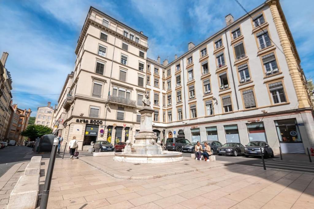 Charmant Studio Hyper-Centre Lyon Exterior photo